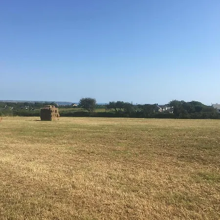 Glamping Trevena Cross Glamping & *