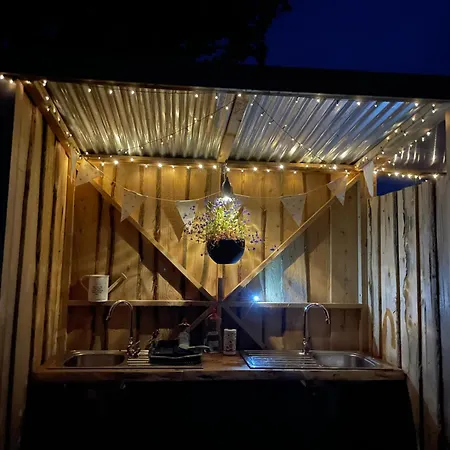 Trevena Cross Glamping & Glamping Helston