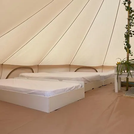 Glamping Trevena Cross Glamping &