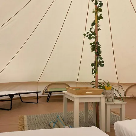 Glamping Trevena Cross Glamping &