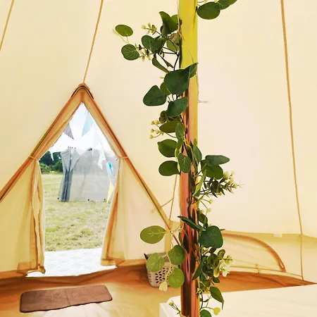 Trevena Cross Glamping & * Helston